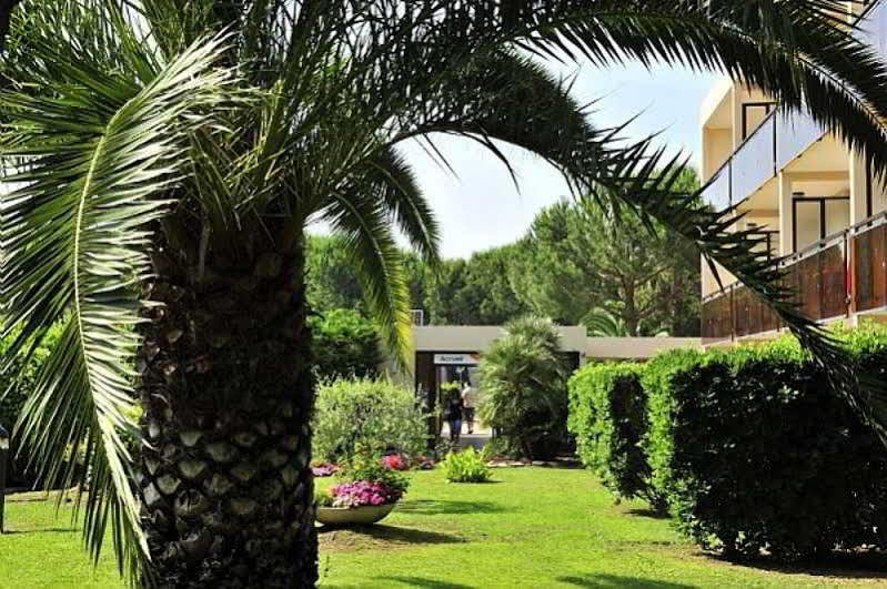 Résidence Pierre&Vacances Les Jardins Ombragés Mandelieu Esterno foto